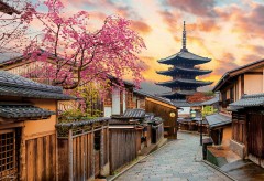 Sunset on Yasaka Pagoda